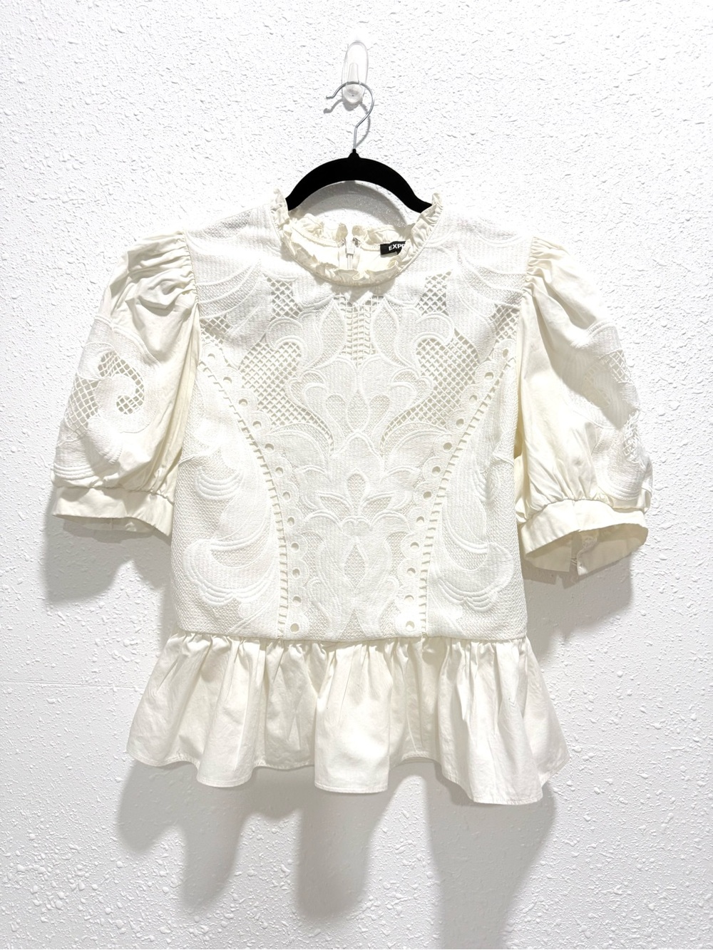 Express Cream Lace Peplum Puff-Sleeve Blouse L - Picture 3 of 13